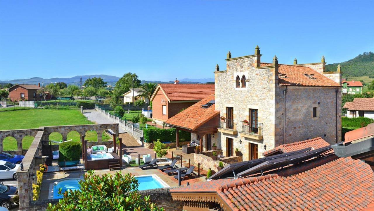 Posada La Leyenda Santillana del Mar Exterior foto